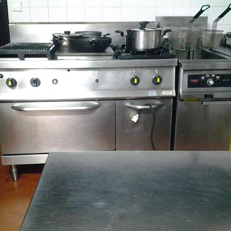 Lafayette Hotel Saint-Sever  Bagian luar foto