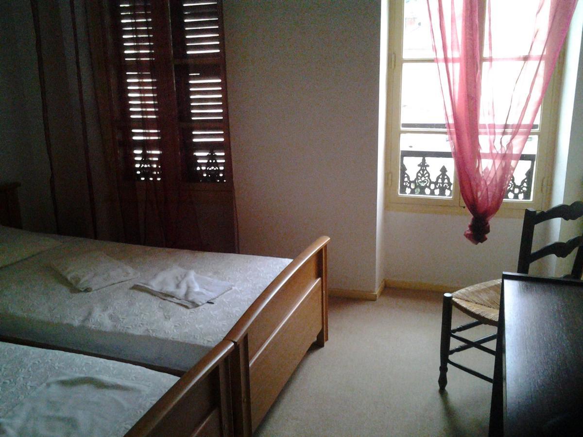 Lafayette Hotel Saint-Sever  Bagian luar foto